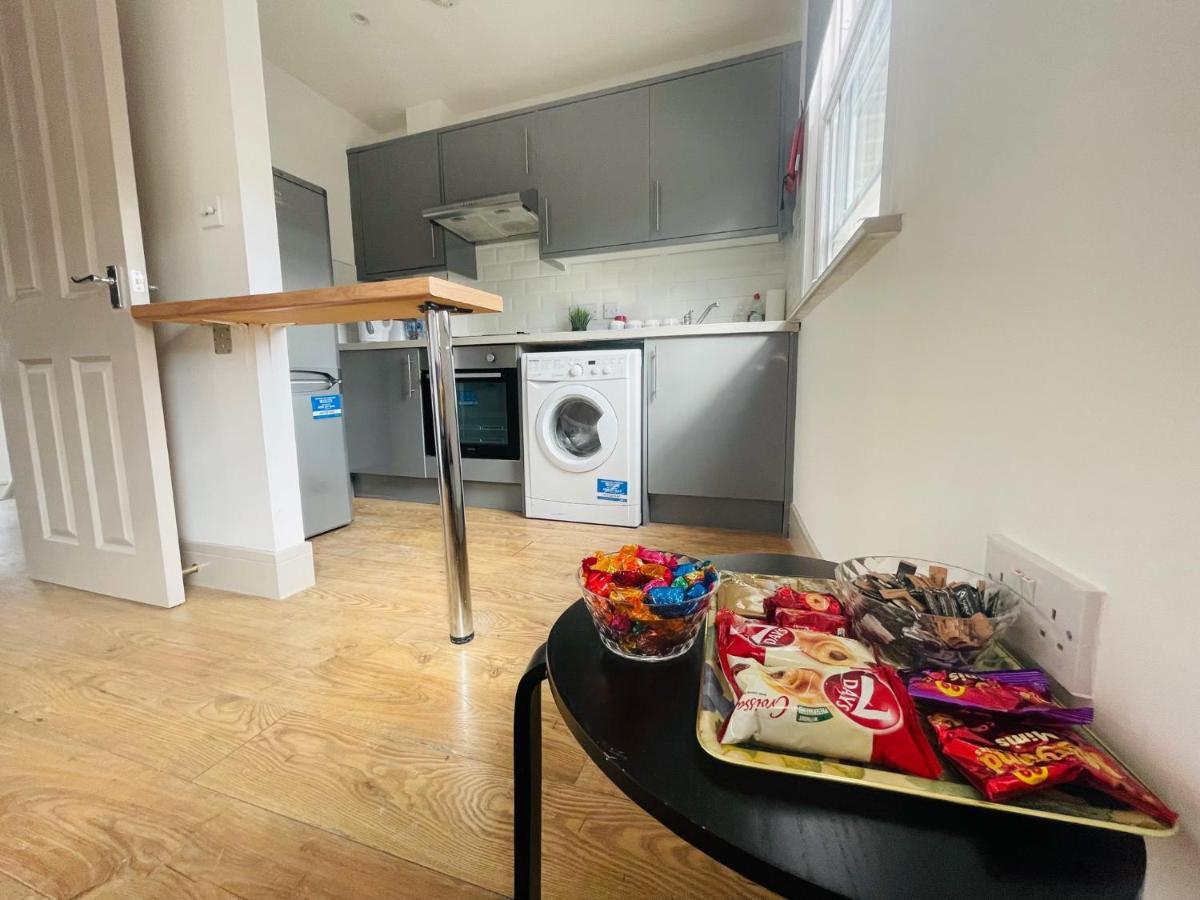 Lovely 1 Bedroom Apartment In London Kültér fotó